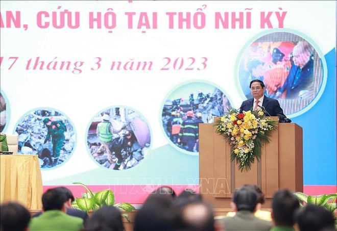 Fuerzas de rescate en Turquía trasmiten mensaje sobre Vietnam y su pueblo ảnh 1  Fuerzas de rescate en Turquía trasmiten mensaje sobre Vietnam y su pueblo ảnh 1