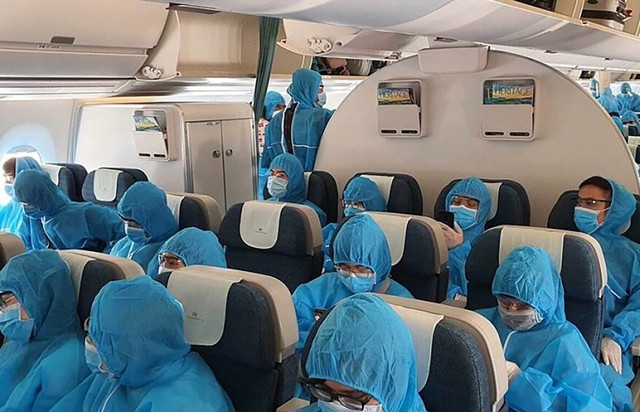 Procesan a otros acusados en caso de vuelos de rescate en Vietnam ảnh 1