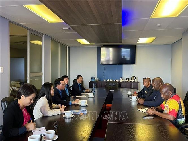 Vietnam y Sudáfrica intensifican intercambio y cooperación sindical ảnh 1 Vietnam y Sudáfrica intensifican intercambio y cooperación sindical ảnh 1