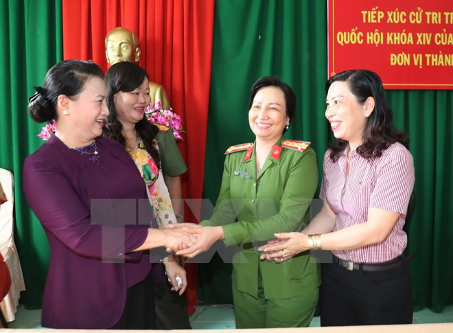 Dirigente parlamentaria dialoga con los votantes de la ciudad de Can Tho ảnh 1 Dirigente parlamentaria dialoga con los votantes de la ciudad de Can Tho ảnh 1
