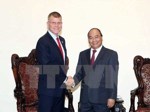 Vietnam solicita asistencia del BAD para alcanzar desarrollo sostenible ảnh 1