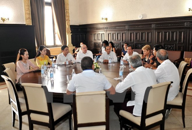 Vietnam y Cuba comparten experiencias de desarrollo de la prensa ảnh 1 Vietnam y Cuba comparten experiencias de desarrollo de la prensa ảnh 1