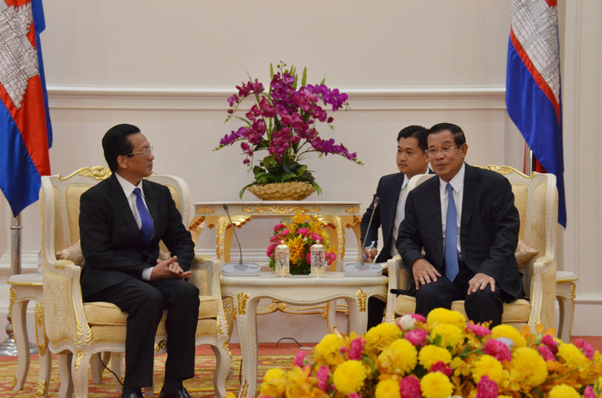 Premier camboyano destaca relaciones multifacéticas con Vietnam ảnh 1 Premier camboyano destaca relaciones multifacéticas con Vietnam ảnh 1