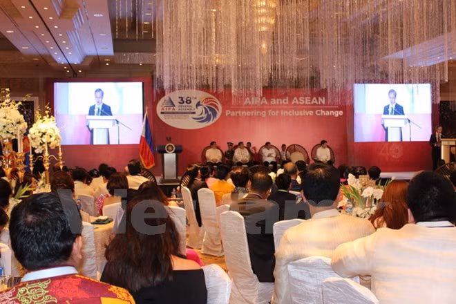 AIPA-38 respalda los esfuerzos de construcción de Comunidad de ASEAN ảnh 1