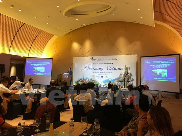 Vietnam realiza programa de promoción turística nacional en Indonesia ảnh 1 Vietnam realiza programa de promoción turística nacional en Indonesia ảnh 1