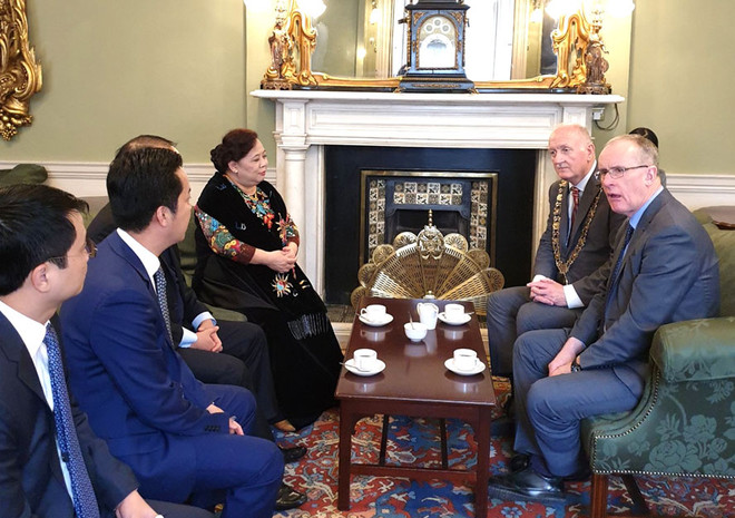 Promueve Hanoi cooperación con Irlanda y Reino Unido ảnh 3 Promueve Hanoi cooperación con Irlanda y Reino Unido ảnh 3