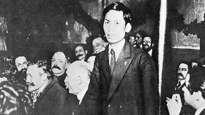 Estrenan en Vietnam documental de director francés sobre Presidente Ho Chi Minh ảnh 1  Estrenan en Vietnam documental de director francés sobre Presidente Ho Chi Minh ảnh 1