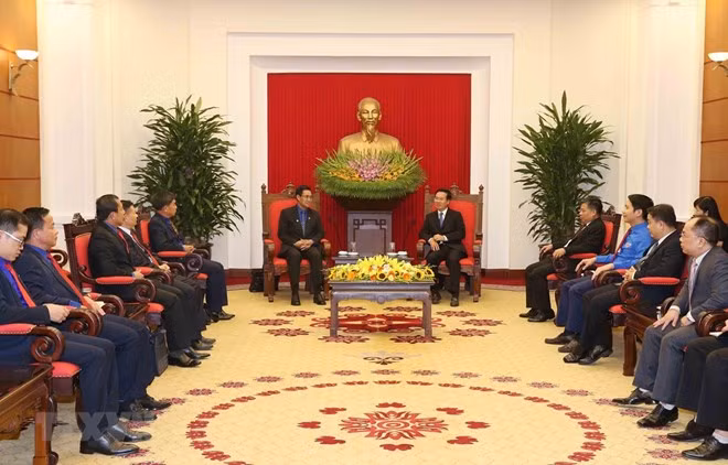 Promueven intercambio juvenil entre Vietnam y Laos ảnh 1