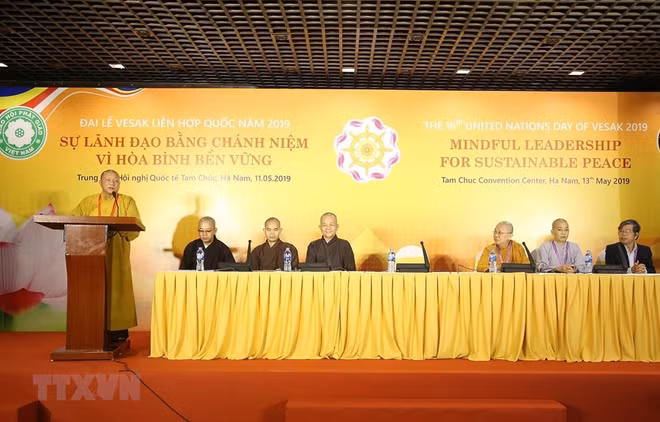 Analizan en Vietnam desarrollo del budismo en la cuarta revolución industrial ảnh 1