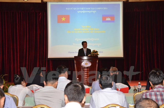 Efectúan coloquio sobre inversión vietnamita en Camboya ảnh 1 Efectúan coloquio sobre inversión vietnamita en Camboya ảnh 1