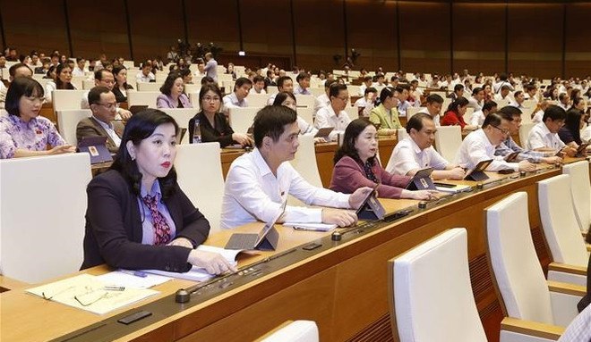 Debate Parlamento de Vietnam sobre inversión en obras viales ảnh 1 Debate Parlamento de Vietnam sobre inversión en obras viales ảnh 1