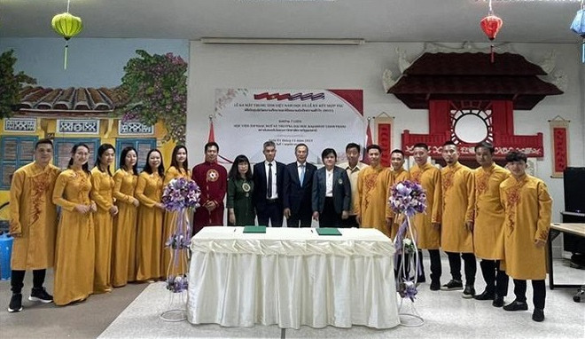 Inauguran primer Centro de Estudios Vietnamitas en Tailandia ảnh 2 Inauguran primer Centro de Estudios Vietnamitas en Tailandia ảnh 2
