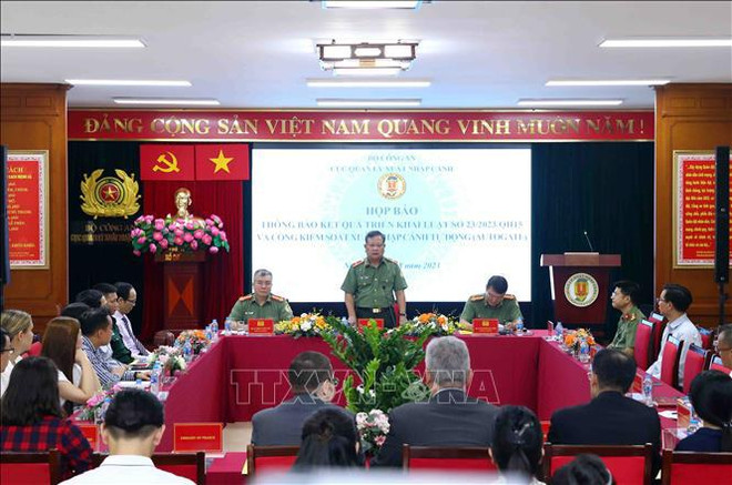 Reportan comentarios positivos sobre nueva política de visa de Vietnam ảnh 1 Reportan comentarios positivos sobre nueva política de visa de Vietnam ảnh 1