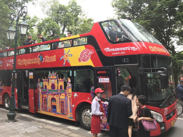Hanoi ofrecerá viajes gratuitos de autobús de dos pisos en feriado del Día Nacional ảnh 1 Hanoi ofrecerá viajes gratuitos de autobús de dos pisos en feriado del Día Nacional ảnh 1