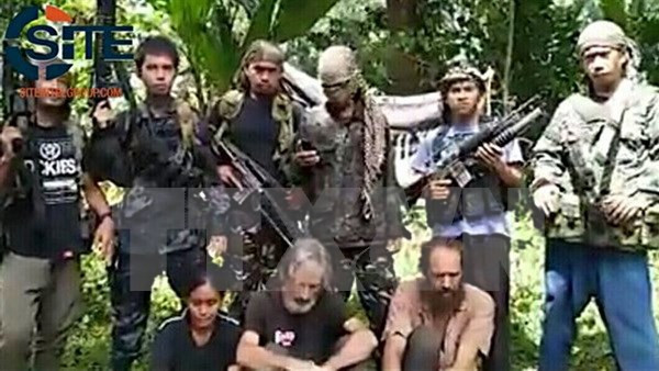 Abu Sayyaf libera a marineros malasios secuestrados ảnh 1 Abu Sayyaf libera a marineros malasios secuestrados ảnh 1