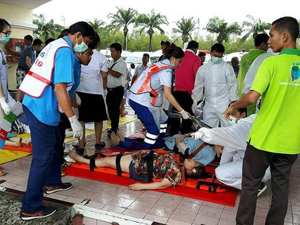 Dos muertos y 20 heridos en colisión de dos lanchas turísticas en Tailandia ảnh 1 Dos muertos y 20 heridos en colisión de dos lanchas turísticas en Tailandia ảnh 1