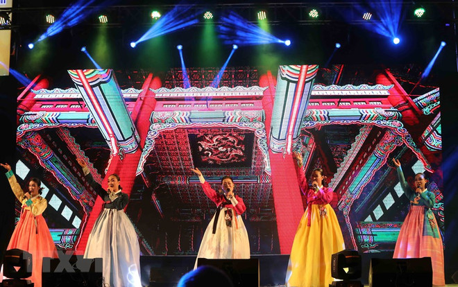 Impresionantes imágenes en el intercambio cultural Vietnam-Sudcorea ảnh 2