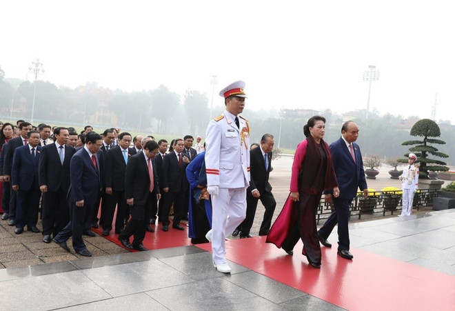 [Foto] Inauguran octavo período de sesiones de Asamblea Nacional de Vietnam ảnh 5