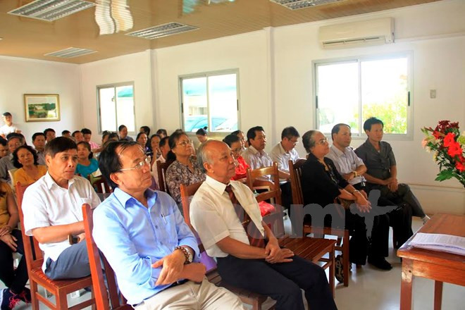 Comunidad vietnamita en Angola conmemora Día de Reunificación Nacional ảnh 1 Comunidad vietnamita en Angola conmemora Día de Reunificación Nacional ảnh 1
