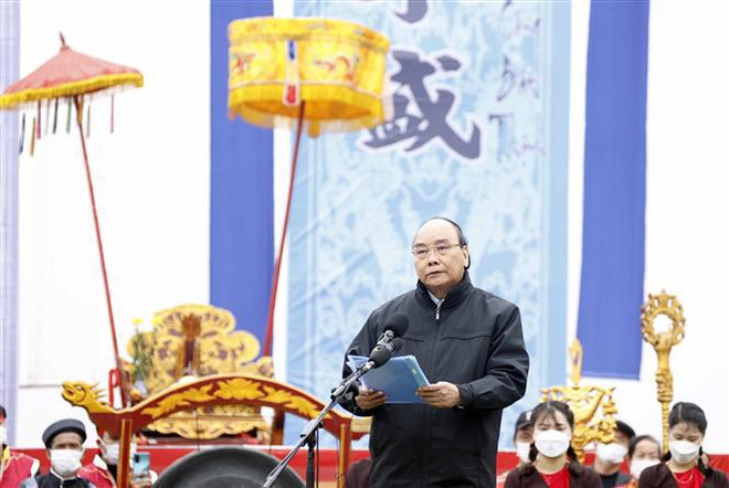 Presidente vietnamita asiste a festival de oración por buena cosecha ảnh 2 Presidente vietnamita asiste a festival de oración por buena cosecha ảnh 2