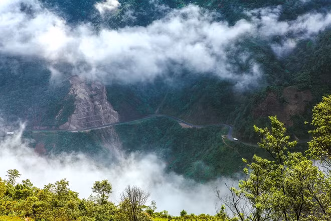 Cazadores de nubes en el paso de Khau Pha ảnh 1