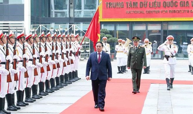 Vietnam hacia construcción de fuerza policial regular, de élite y moderna ảnh 1 Vietnam hacia construcción de fuerza policial regular, de élite y moderna ảnh 1