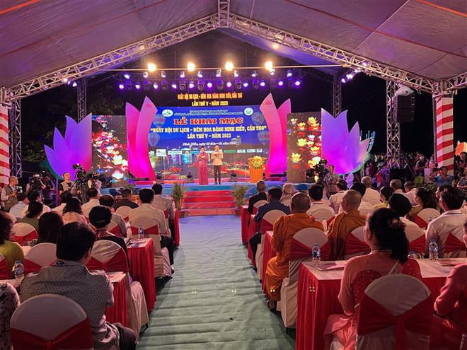 Inauguran festival de turismo en ciudad de Can Tho ảnh 2