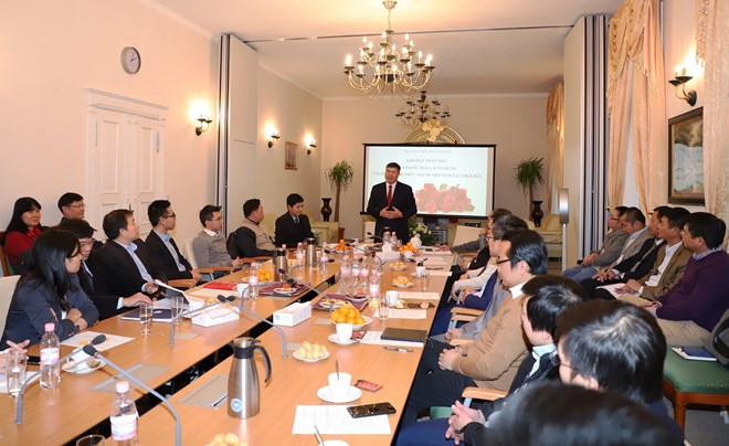  Favorecen contribución de vietnamitas residentes en exterior al desarrollo nacional ảnh 1