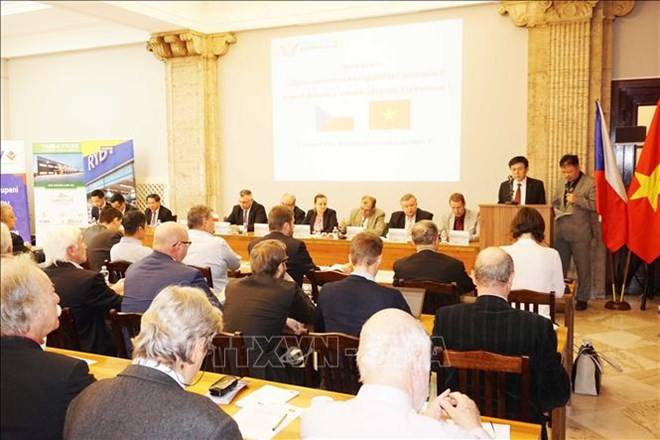 Diputado checo respalda la cooperación con Vietnam ảnh 1 Diputado checo respalda la cooperación con Vietnam ảnh 1