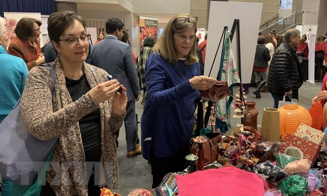 Productos artesanales de Vietnam presentados en feria internacional en Milán ảnh 1 Productos artesanales de Vietnam presentados en feria internacional en Milán ảnh 1