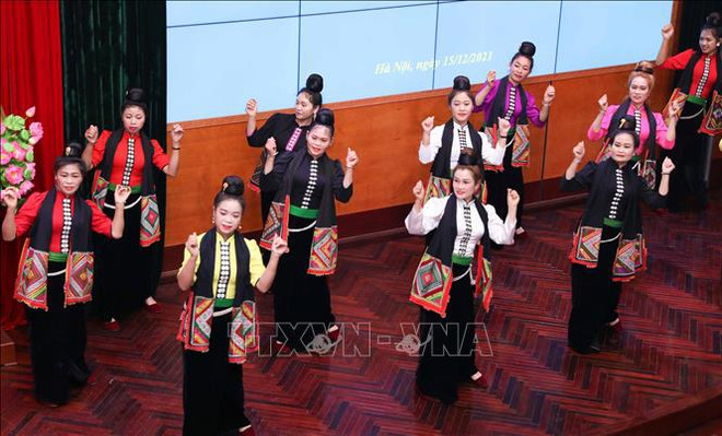 Vietnam recibe con alegría el reconocimiento de la danza Xoe como Patrimonio de la Humanidad ảnh 2