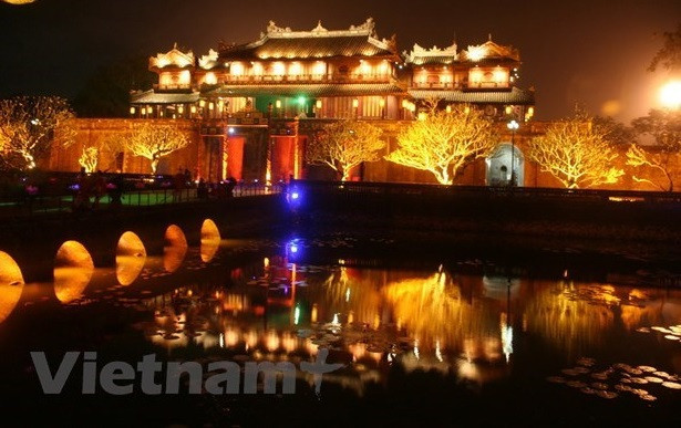Provincia vietnamita de Thua Thien- Hue abrirá zona turística nocturna ảnh 1 Provincia vietnamita de Thua Thien- Hue abrirá zona turística nocturna ảnh 1