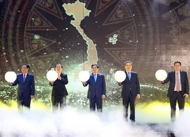 Premier vietnamita insta a la innovación para resolver problemas emergentes ảnh 1 Premier vietnamita insta a la innovación para resolver problemas emergentes ảnh 1