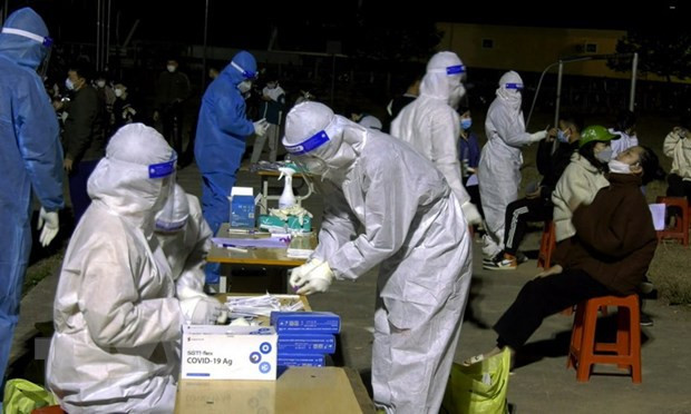 Registra Vietnam casi 16 mil casos nuevos de COVID-19 ảnh 1 Registra Vietnam casi 16 mil casos nuevos de COVID-19 ảnh 1