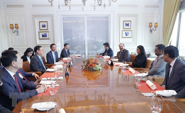 Titular del Parlamento vietnamita recibe a dirigentes de grandes corporaciones indias ảnh 1 Titular del Parlamento vietnamita recibe a dirigentes de grandes corporaciones indias ảnh 1