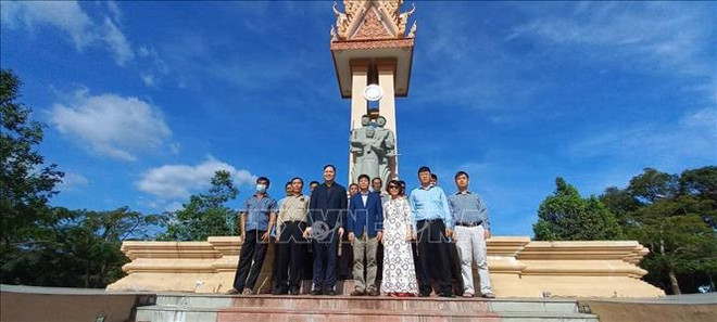 Rinden tributo a mártires vietnamitas fallecidos en Camboya ảnh 1 Rinden tributo a mártires vietnamitas fallecidos en Camboya ảnh 1