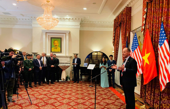 Inician actividades conmemorativas por aniversario de relaciones Vietnam-EE.UU. ảnh 1 Inician actividades conmemorativas por aniversario de relaciones Vietnam-EE.UU. ảnh 1