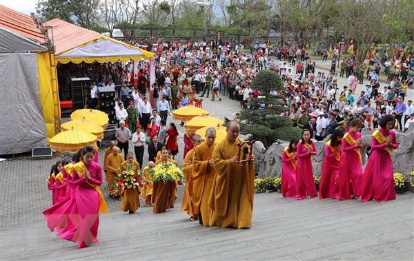 Inaugura vicepremier de Vietnam Festival de Pagoda Bai Dinh ảnh 1