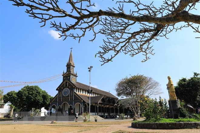 Deslumbrante Catedral de Kon Tum, a más de un siglo de erigida en la Altiplanicie Occidental de Vietnam ảnh 2 Deslumbrante Catedral de Kon Tum, a más de un siglo de erigida en la Altiplanicie Occidental de Vietnam ảnh 2