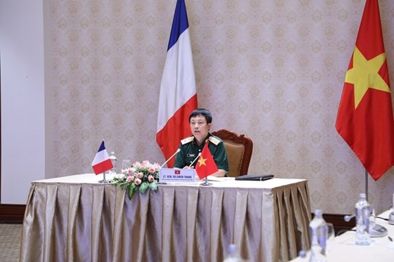 Vietnam y Francia intensifican cooperación en la defensa ảnh 1 Vietnam y Francia intensifican cooperación en la defensa ảnh 1
