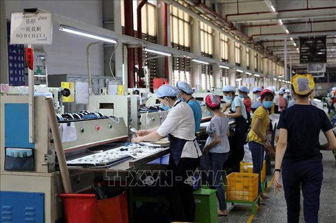 Localidades vietnamitas preparan actividades por el Mes del Obrero 2021 ảnh 1 Localidades vietnamitas preparan actividades por el Mes del Obrero 2021 ảnh 1