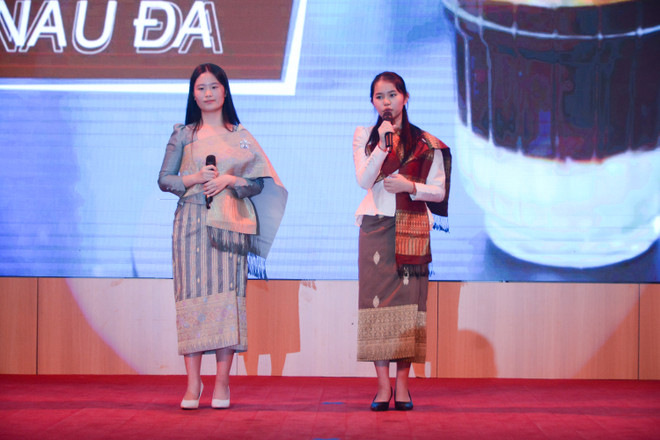 Cerca de 40 mil vietnamitas viajan al año para estudiar en el extranjero ảnh 2 Cerca de 40 mil vietnamitas viajan al año para estudiar en el extranjero ảnh 2