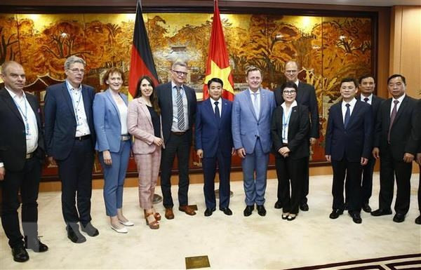 Promueven oportunidades de formación profesional en Alemania para estudiantes vietnamitas ảnh 1 Promueven oportunidades de formación profesional en Alemania para estudiantes vietnamitas ảnh 1