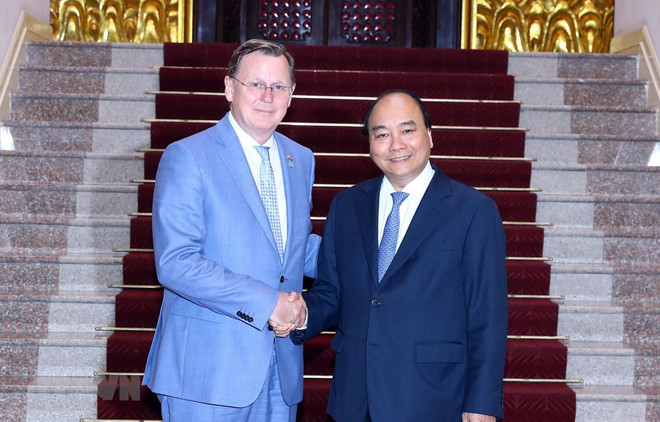 Estimula premier de Vietnam inversiones del estado alemán de Turingia ảnh 1