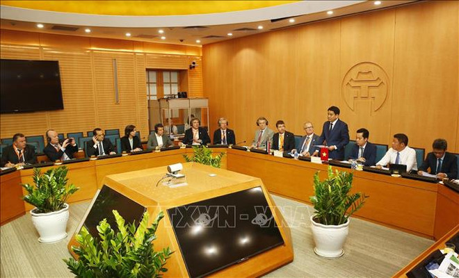 Celebran coloquio sobre desarrollo urbano sostenible entre Vietnam y Países Bajos ảnh 1 Celebran coloquio sobre desarrollo urbano sostenible entre Vietnam y Países Bajos ảnh 1