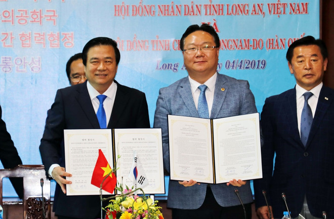 Firman provincias de Vietnam y Corea del Sur acuerdo de cooperación económica ảnh 1 Firman provincias de Vietnam y Corea del Sur acuerdo de cooperación económica ảnh 1