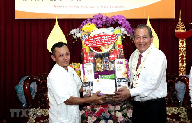Reafirma vicepremier de Vietnam política de garantizar la libertad de religión ảnh 1 Reafirma vicepremier de Vietnam política de garantizar la libertad de religión ảnh 1