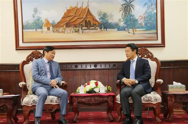 Embajada vietnamita en Laos felicita a laosianos por Año Nuevo Tradicional ảnh 1 Embajada vietnamita en Laos felicita a laosianos por Año Nuevo Tradicional ảnh 1