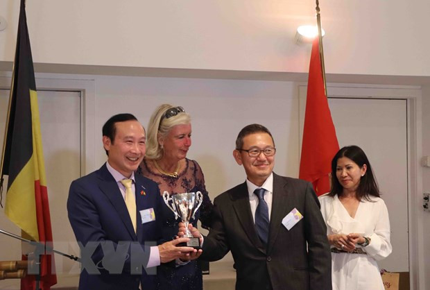 Torneo benéfico de golf recauda fondos a favor de víctimas vietnamitas de dioxina ảnh 1