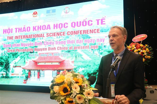 UNESCO rememora historia de vida de eminente poeta vietnamita ảnh 1